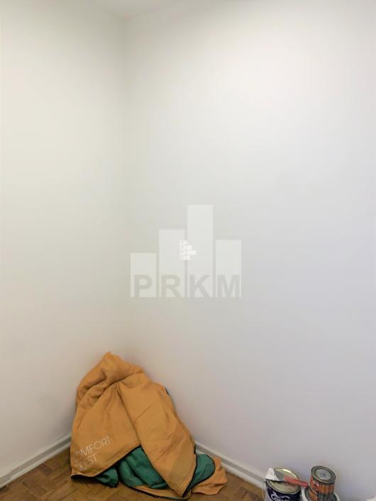 Thumb-1